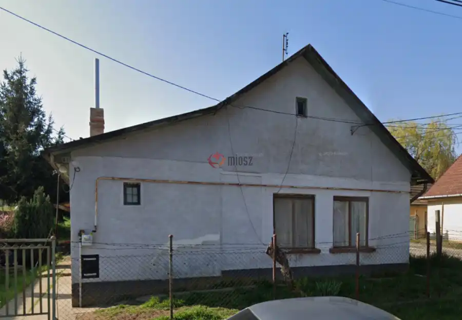 eladó családi ház, Pécel