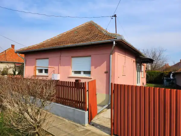 Eladó családi ház, Polgár 2 szoba 70 m² 26.97 M Ft