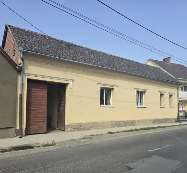 Eladó családi ház, Szászvár 5 szoba 135 m² 27.5 M Ft