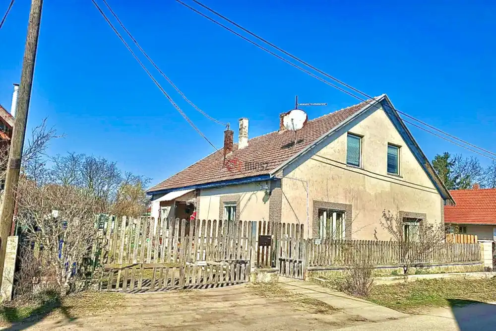 Pest megye - Szentlőrinckáta