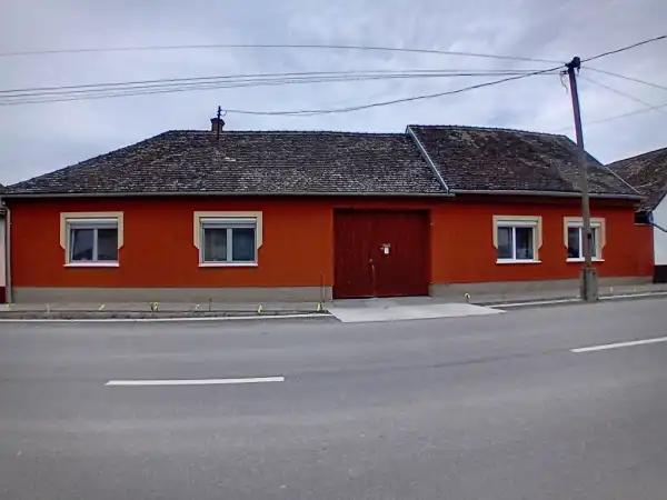 Eladó családi ház, Szeremle 3 szoba 89 m² 26.5 M Ft