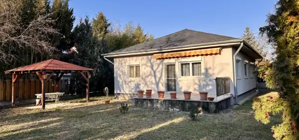 Eladó családi ház, Szigethalom 2 szoba 80 m² 74.99 M Ft