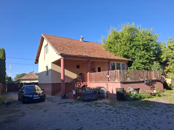 Eladó családi ház, Szigetszentmárton 3 szoba 170 m² 69.9 M Ft Eladó családi ház, Szigetszentmárton 3 szoba 170 m² 69.9 M Ft
