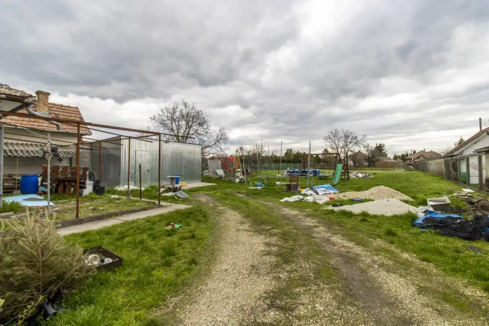 Pest megye - Tóalmás