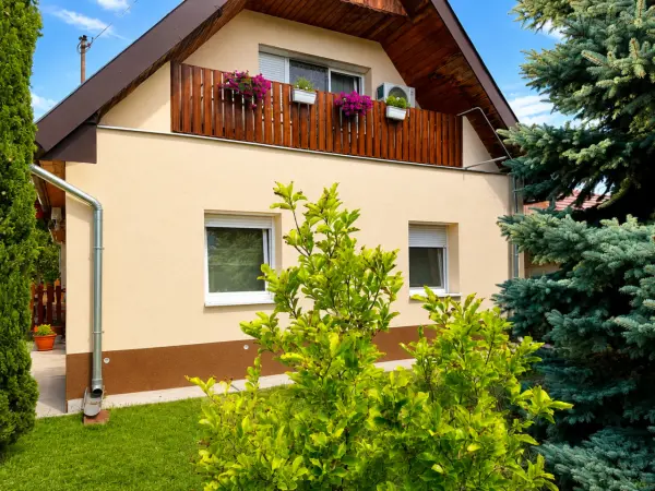 Eladó családi ház, Tököl 4 szoba 130 m² 100 M Ft