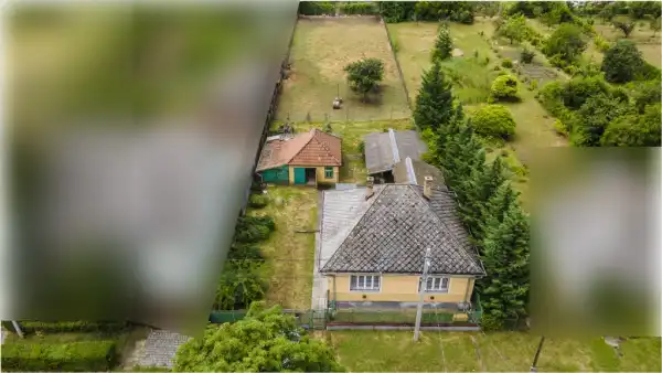Eladó családi ház, Tura 2 szoba 72 m² 31.99 M Ft