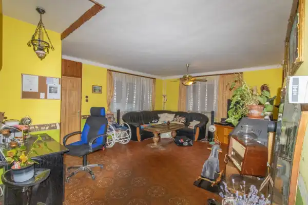 Eladó családi ház, Tura 4 szoba 180 m² 46.99 M Ft