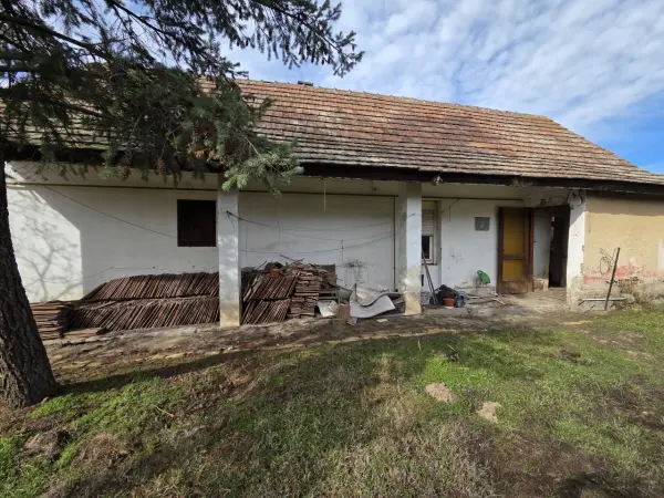 Eladó családi ház, Tura 2 szoba 48 m² 21 M Ft