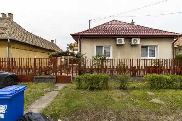 Eladó családi ház, Tura 3 szoba 74 m² 38 M Ft