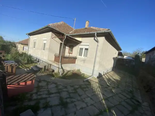 Eladó családi ház, Valkó 3 szoba 119 m² 47.49 M Ft