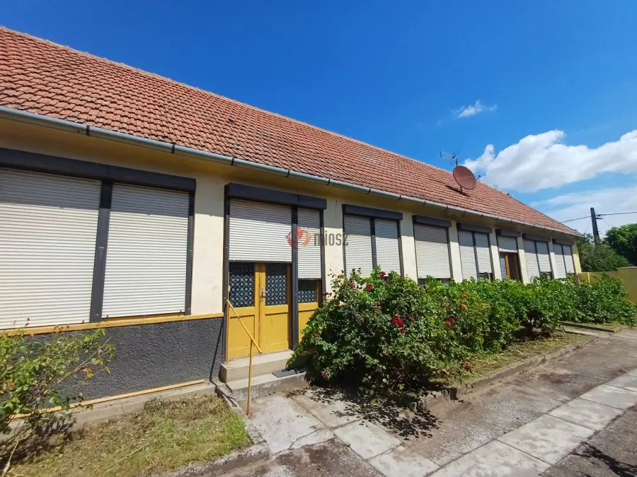 eladó családi ház, Vaskút