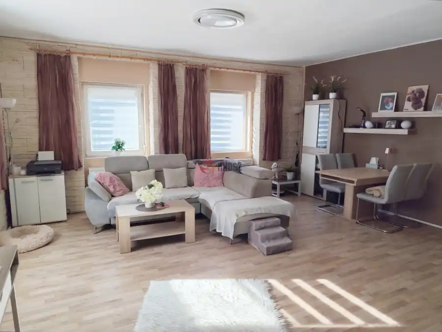 eladó családi ház, Veszprémfajsz