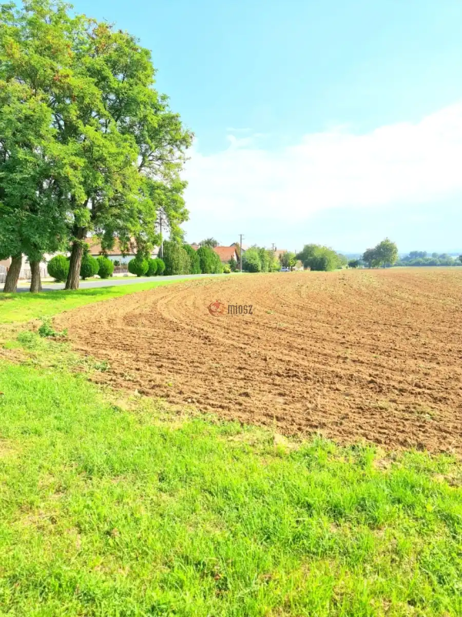 eladó  Építési telek, Balatonkeresztúr