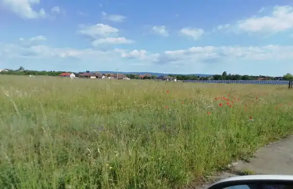 Eladó Építési telek, Berhida 1080 m² 18.5 M Ft Eladó Építési telek, Berhida 1080 m² 18.5 M Ft