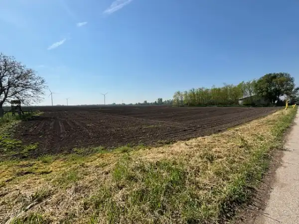 Eladó Építési telek, Kisigmánd 1304 m² 10.99 M Ft