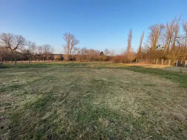 Eladó Építési telek, Komárom 2900 m² 89.99 M Ft