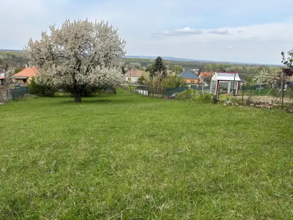 Eladó Építési telek, Neszmély 2669 m² 26.69 M Ft