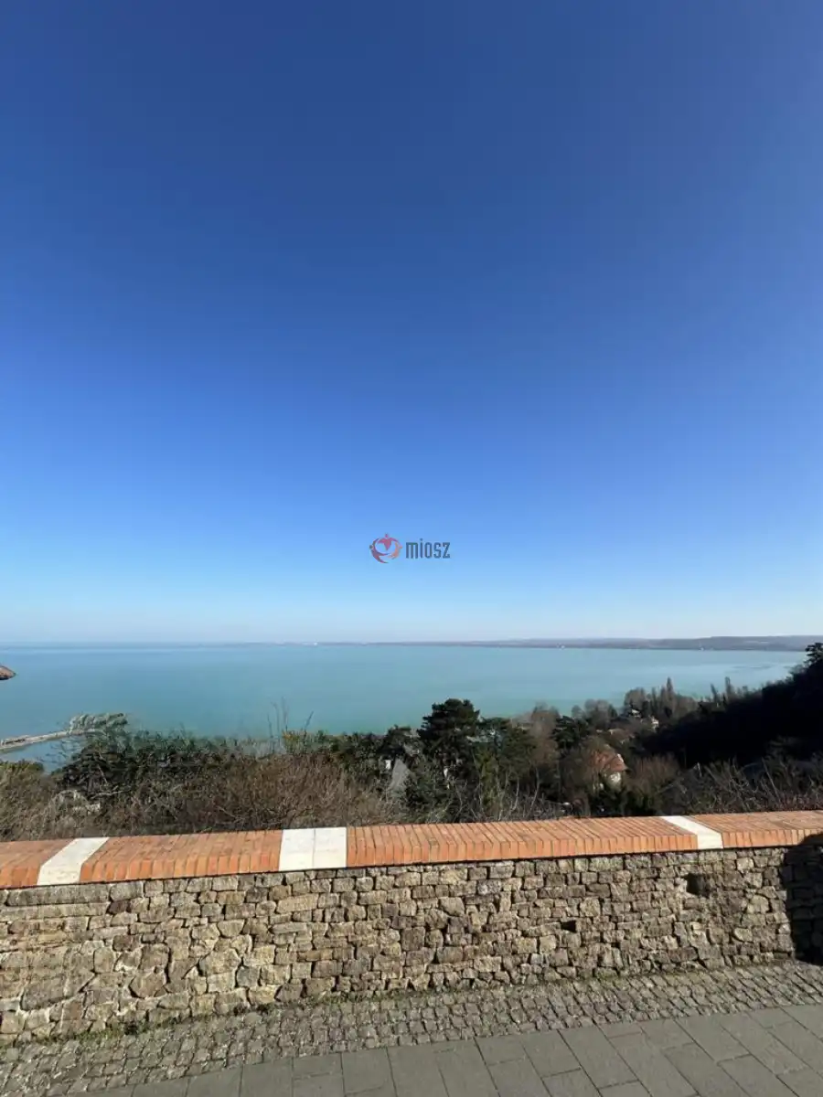 eladó  Építési telek, Tihany