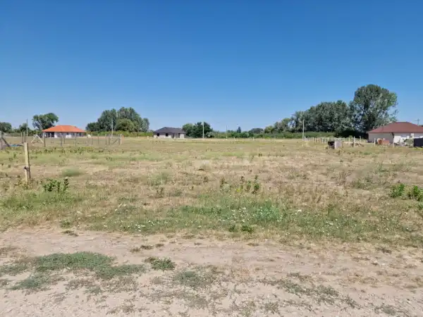 Eladó Építési telek, Tura 837 m² 19.5 M Ft Eladó Építési telek, Tura 837 m² 19.5 M Ft