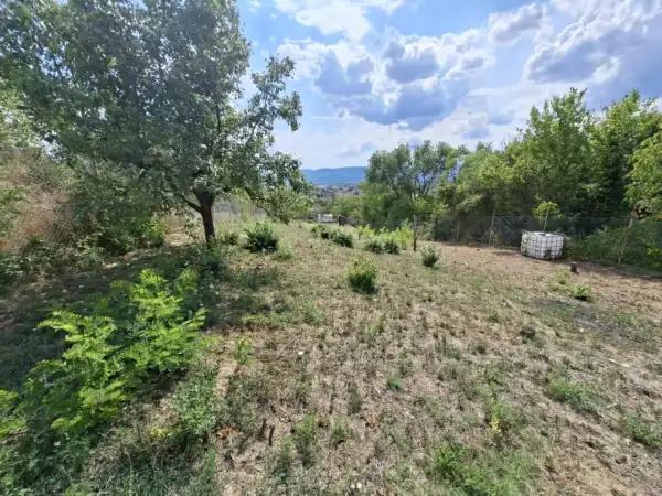 Eladó Építési telek, Vác 1025 m² 65 M Ft Eladó Építési telek, Vác 1025 m² 65 M Ft