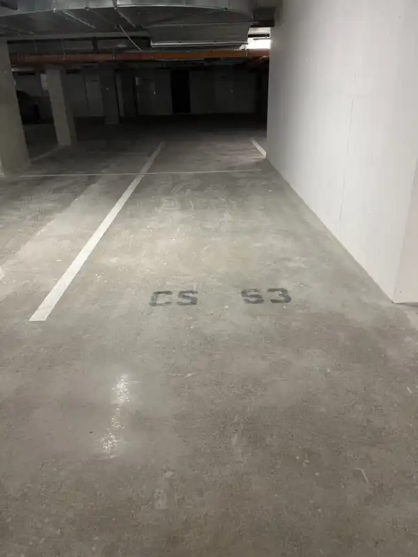 Eladó garázs, Budapest, XIII. kerület 12 m² 6.8 M Ft