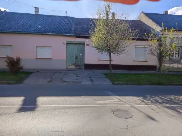 Eladó házrész, Baja 3 szoba 76 m² 26.99 M Ft