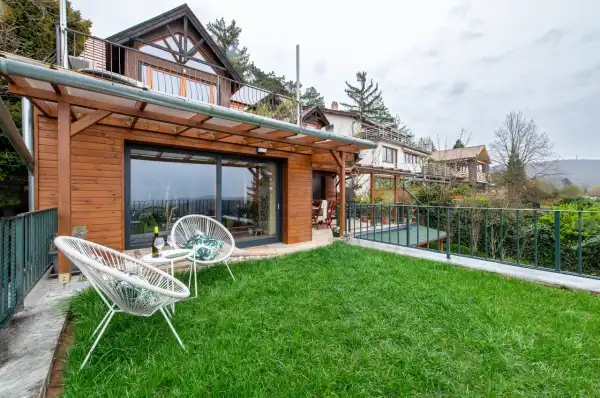Eladó házrész, Budakeszi 3+1 szoba 120 m² 184.9 M Ft