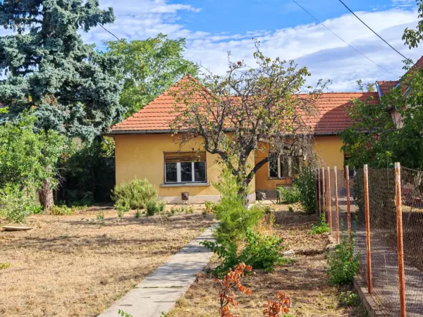 Eladó házrész, Budapest, XVII. kerület 3 szoba 74 m² 59.9 M Ft