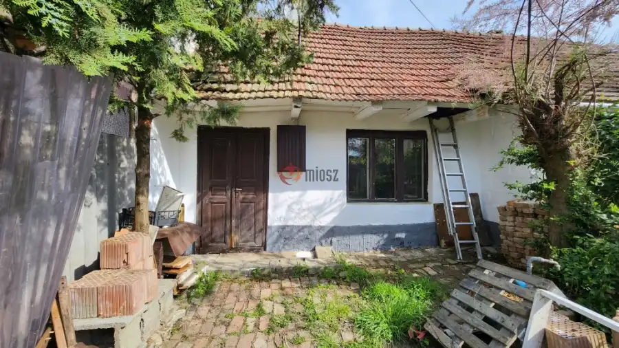 eladó házrész, Gyöngyössolymos
