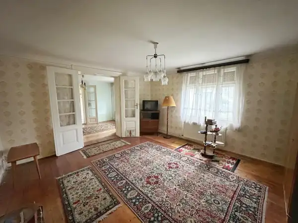 Eladó házrész, Vác 3 szoba 82 m² 45 M Ft