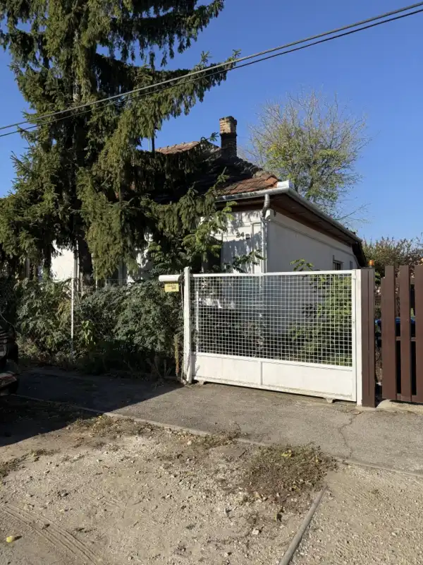 Eladó ikerház, Budapest, XVIII. kerület 1+1 szoba 65 m² 70.5 M Ft Eladó ikerház, Budapest, XVIII. kerület 1+1 szoba 65 m² 70.5 M Ft