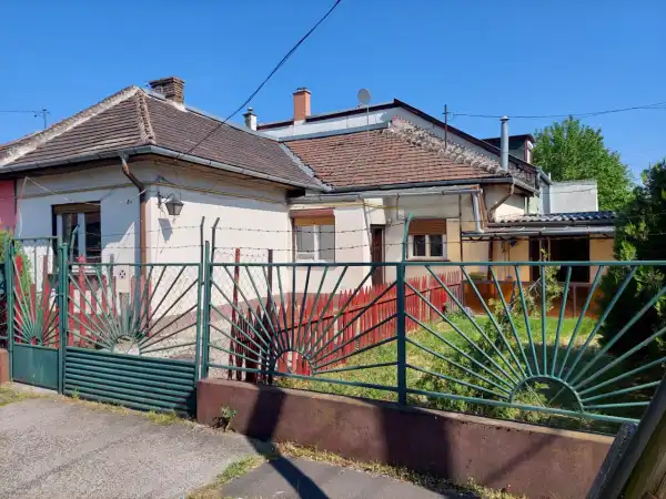Eladó ikerház, Budapest, XX. kerület 3 szoba 84 m² 55 M Ft