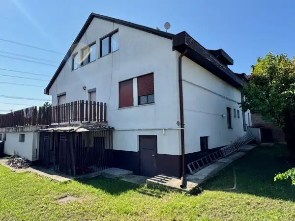 Eladó ikerház, Budapest, XXII. kerület 8 szoba 195 m² 135 M Ft Eladó ikerház, Budapest, XXII. kerület 8 szoba 195 m² 135 M Ft