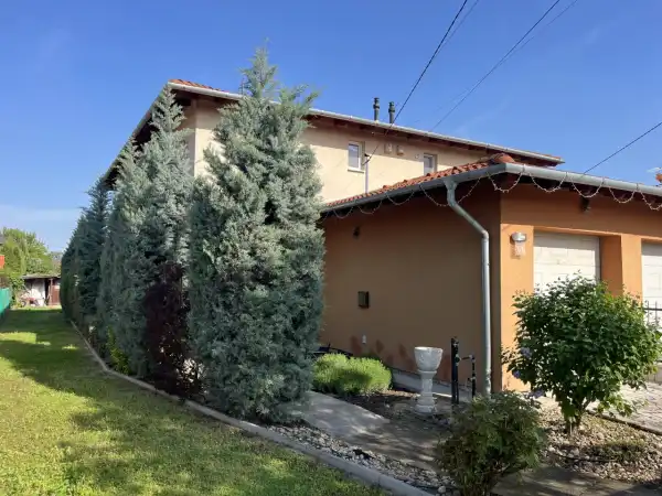 Eladó ikerház, Dunaharaszti 5 szoba 152 m² 130 M Ft