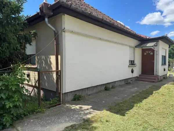 Eladó ikerház, Szigetújfalu 1+1 szoba 45 m² 36 M Ft