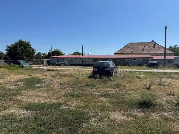 Eladó ipari ingatlan, Szigethalom 20 szoba 300 m² 250 M Ft Eladó ipari ingatlan, Szigethalom 20 szoba 300 m² 250 M Ft