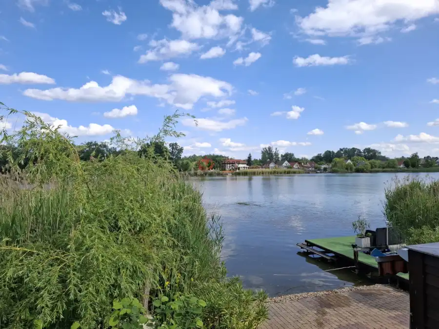 eladó nyaraló, Szigethalom