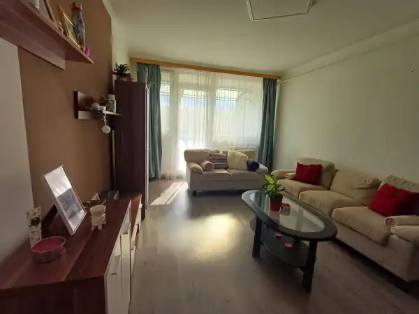 Eladó panellakás, Baja 2 szoba 50 m² 27 M Ft