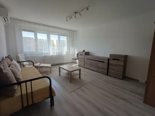 Eladó panellakás, Baja 1 szoba 34 m² 27.99 M Ft