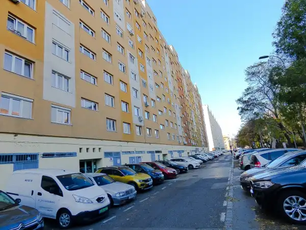 Eladó panellakás, Budapest, III. kerület 3 szoba 65 m² 74.9 M Ft