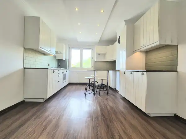 Eladó panellakás, Budapest, VIII. kerület 2+2 szoba 84 m² 84.9 M Ft