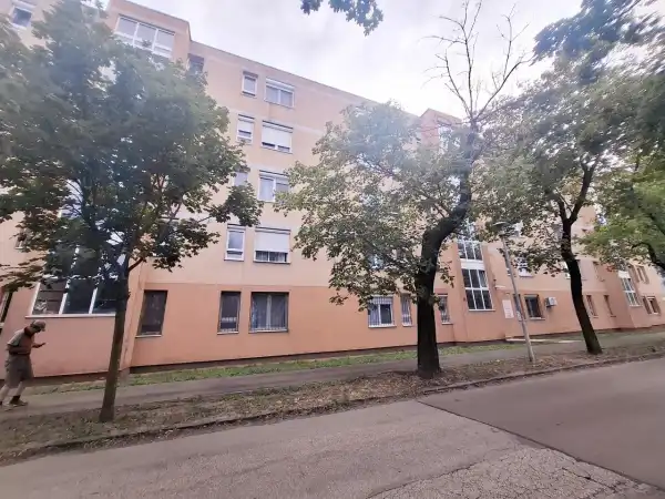 Eladó panellakás, Budapest, X. kerület 2+1 szoba 56 m² 57.99 M Ft