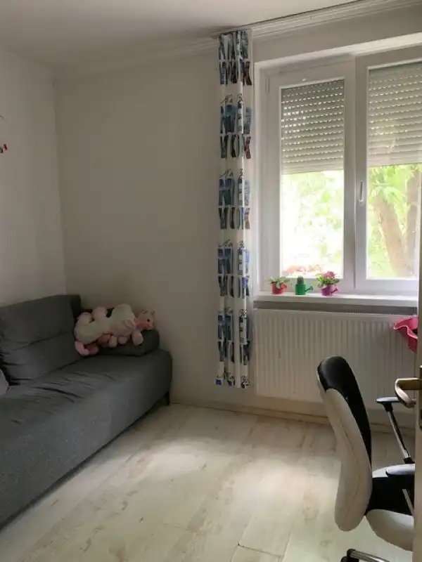 Eladó panellakás, Budapest, XX. kerület 2+1 szoba 70 m² 72 M Ft