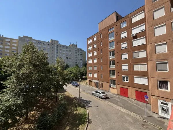 Eladó panellakás, Győr 2 szoba 52 m² 49.9 M Ft