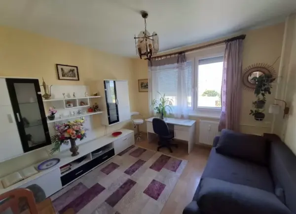 Eladó panellakás, Miskolc 2 szoba 51 m² 30 M Ft
