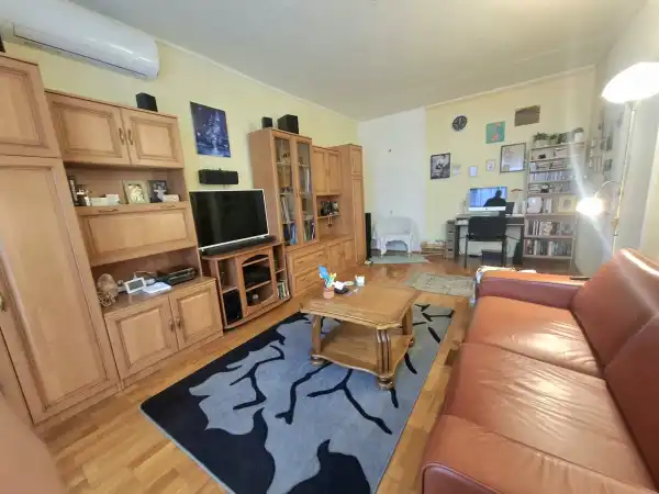 Eladó panellakás, Tököl 2 szoba 54 m² 49.9 M Ft