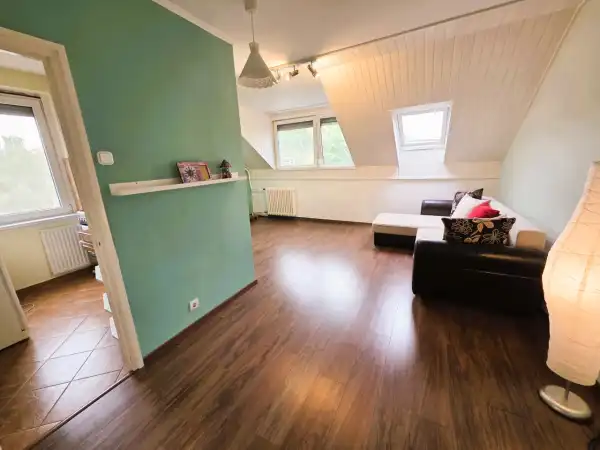 Eladó panellakás, Veszprém 3 szoba 64 m² 62.8 M Ft Eladó panellakás, Veszprém 3 szoba 64 m² 62.8 M Ft