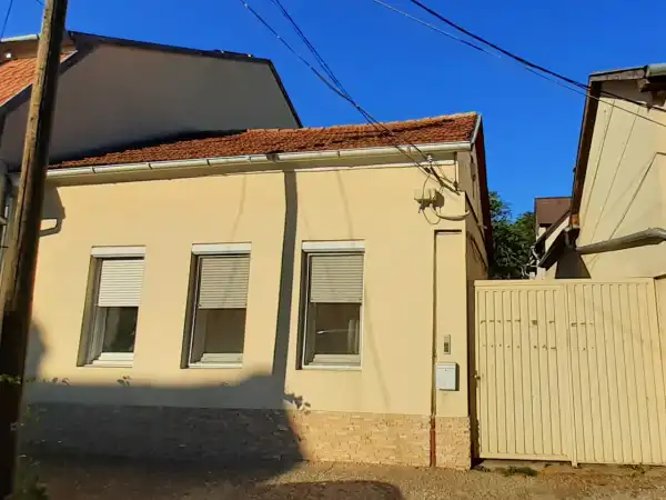 Eladó sorház, Debrecen 6+1 szoba 137 m² 141.9 M Ft