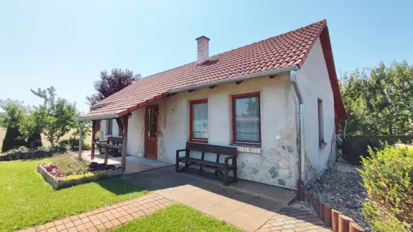 Eladó tanya, Dusnok 2 szoba 53 m² 43 M Ft