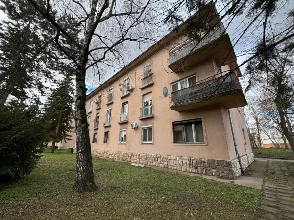 Eladó téglalakás, Almásfüzitő 1 szoba 35 m² 18.8 M Ft